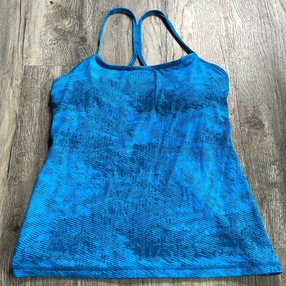 Lucy Women’s Blue Racerback Tee with built in bra, size large